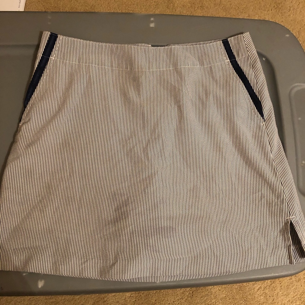 Lady Hagen athletic skirt